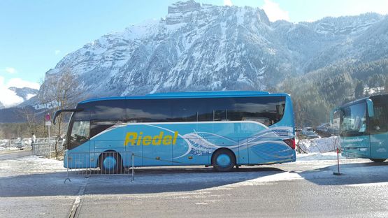 Bus - Riedel KG Busreisen & Taxi aus Langenau