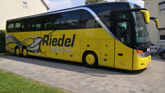 Bus - Riedel KG Busreisen & Taxi aus Langenau